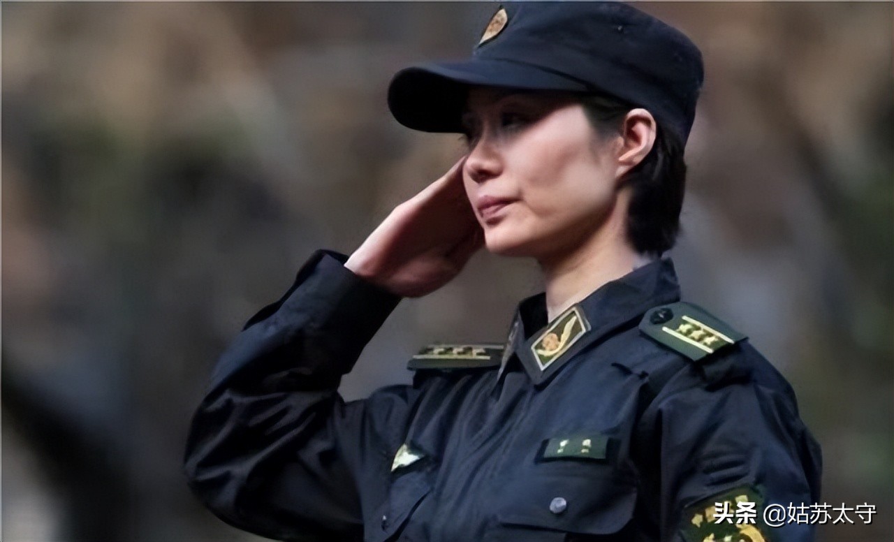 中国女特警雷敏：57秒徒手攀爬5层楼，大校警衔却嫁给普通保安