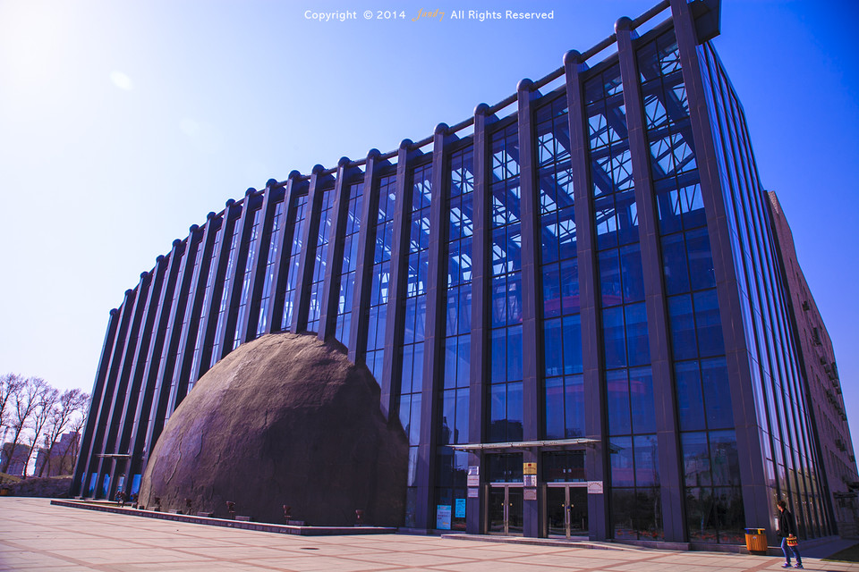 性价比高相对好考的大学，沈阳师范大学发布2022年艺术类招生简章