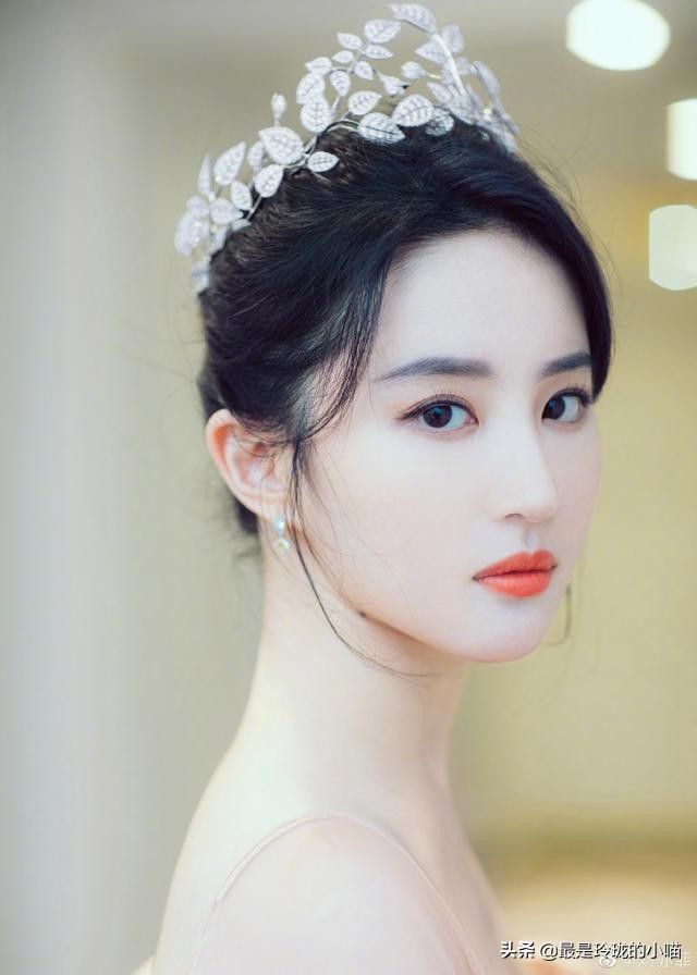 为什么男女老少都喜欢刘亦菲？