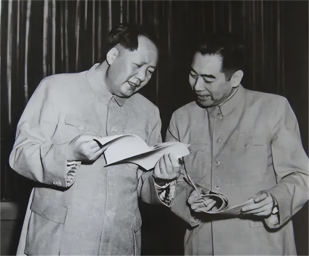 蒋介石临终遗言，对着蒋经国说出囚禁张学良的原因：不能放虎归山