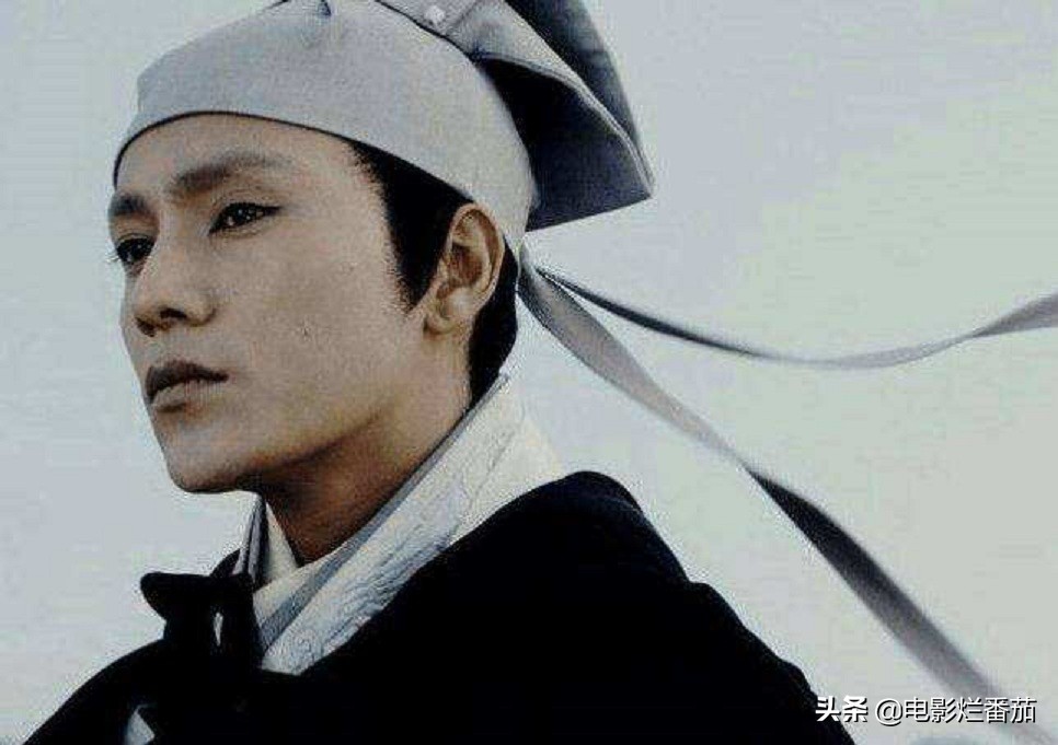 为什么欧美帅哥是“肌肉猛男”，而亚洲偏爱“阴柔小生”？