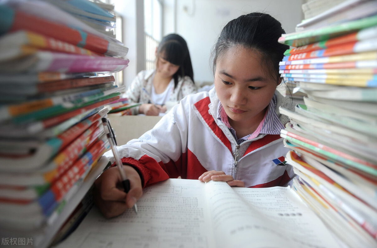 期末考试后，高中生怎样进行试卷分析，能提高成绩，赢在高考？