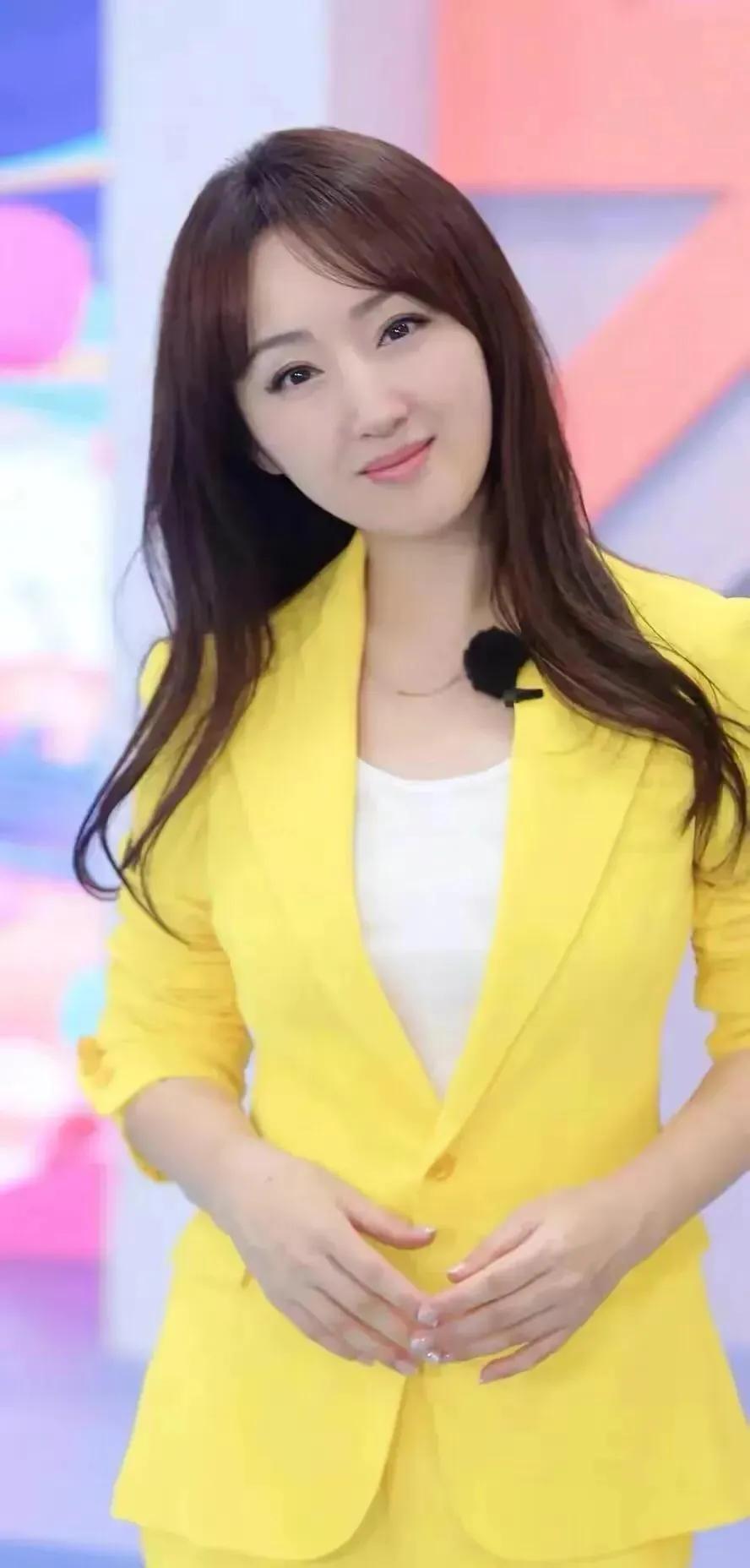 一代歌后杨钰莹