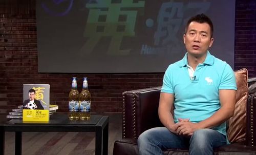 央视名嘴黄健翔：二婚再娶儿女双全，前妻和女儿仍是我的牵挂