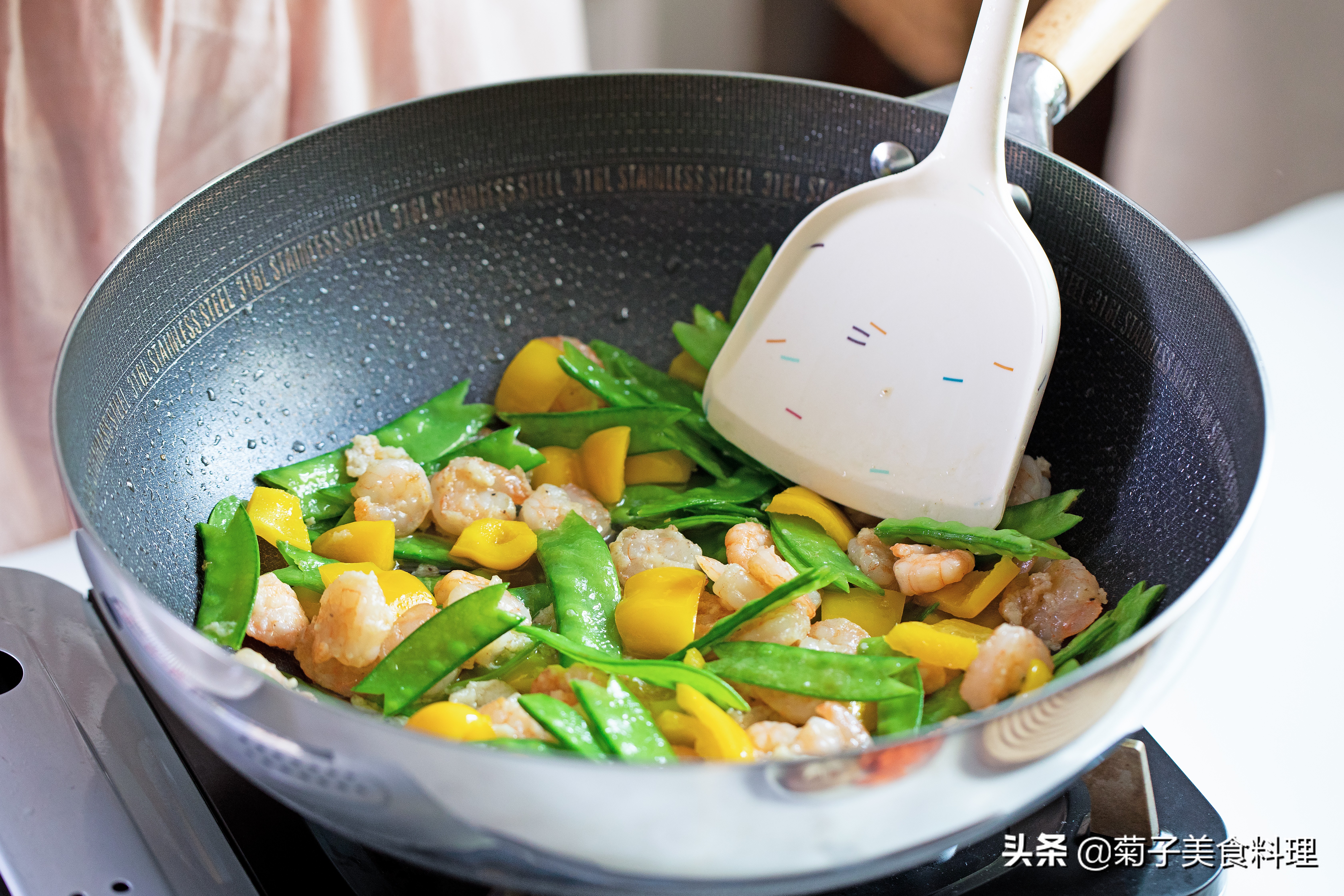 扁豆和虾仁这样做，自带香气，营养美味，厨房小白也能一学就会
