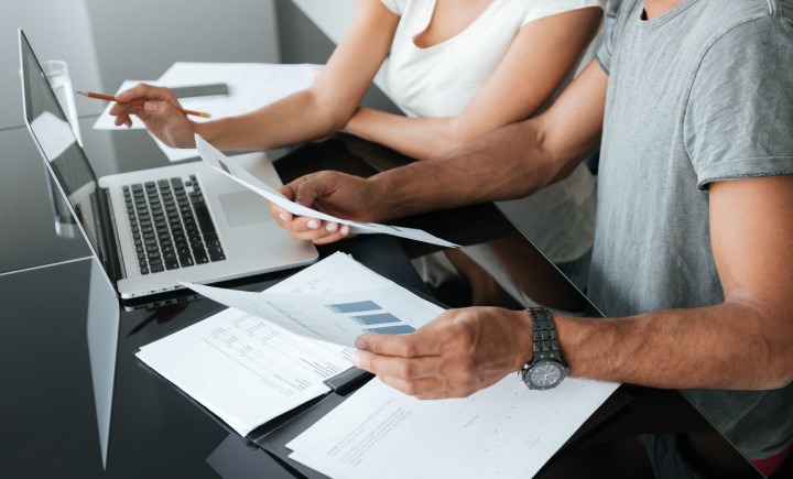 如何成为澳大利亚注册持牌移民律师？或移民中介？