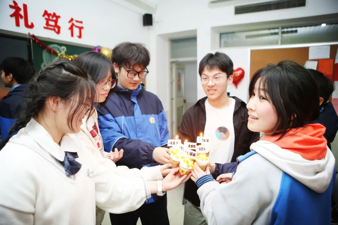 “迎新年，庆元旦”——潍坊恒德实验学校举办元旦班级联欢会
