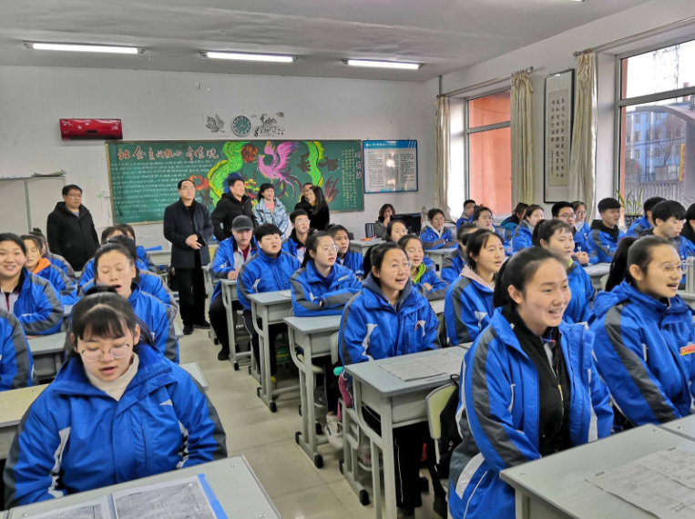 高中阶段“最难学科”排行榜，是英语还是物理？看看学生怎么说