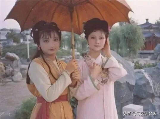 《红楼梦》：黛玉的丫头紫鹃和宝钗的的丫头莺儿，到底谁更可爱？