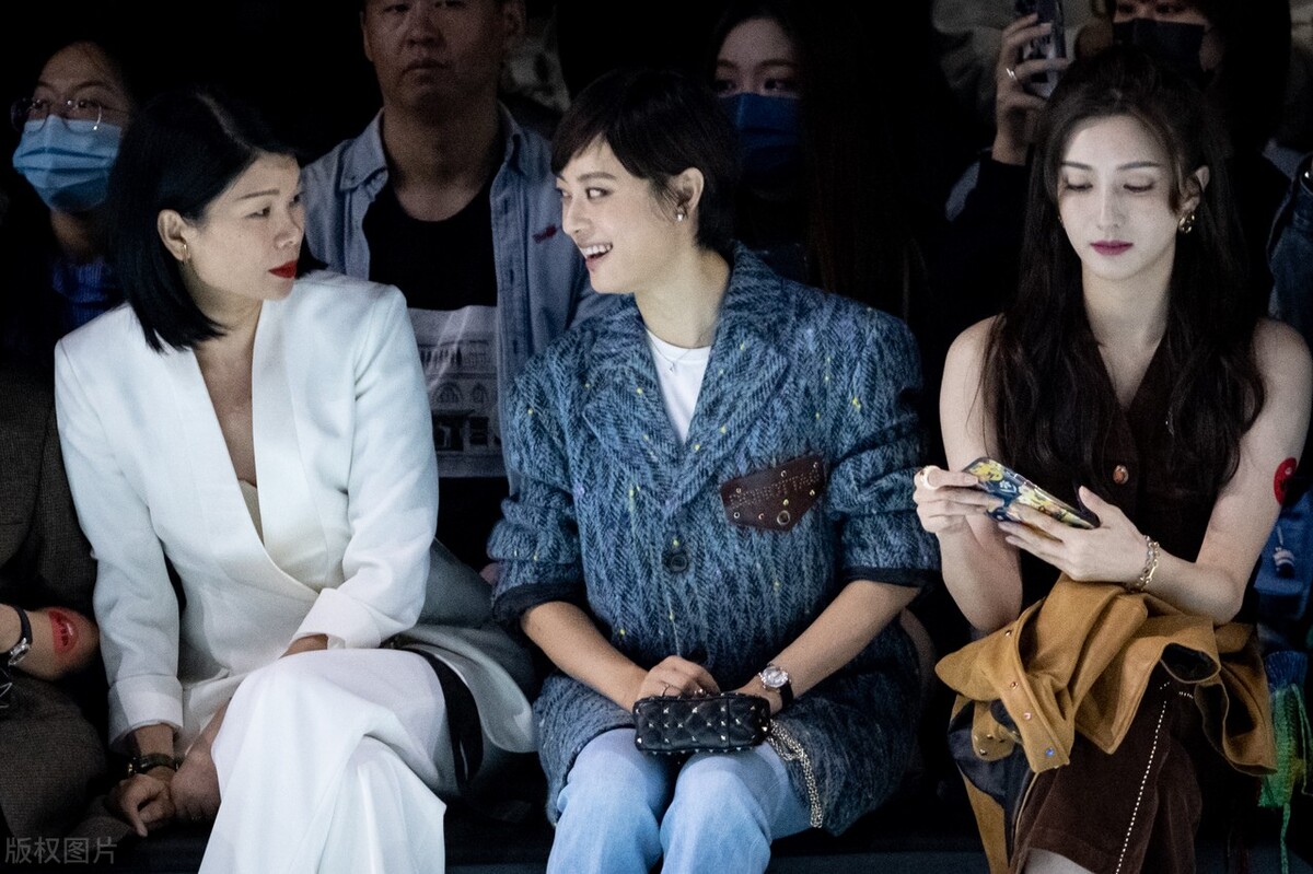 女性长期脸色蜡黄，调理不好？许是搞错方向了，子宫“脏”是元凶