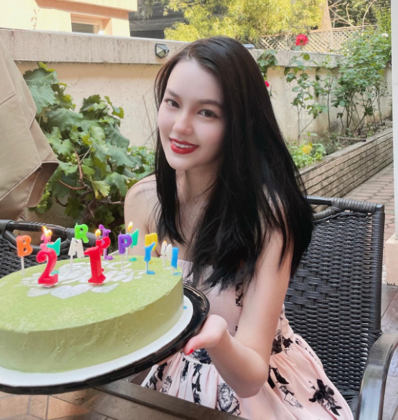 著名演员李崇霄不幸去世，年仅51岁，经纪人发讣告透露丧礼细节