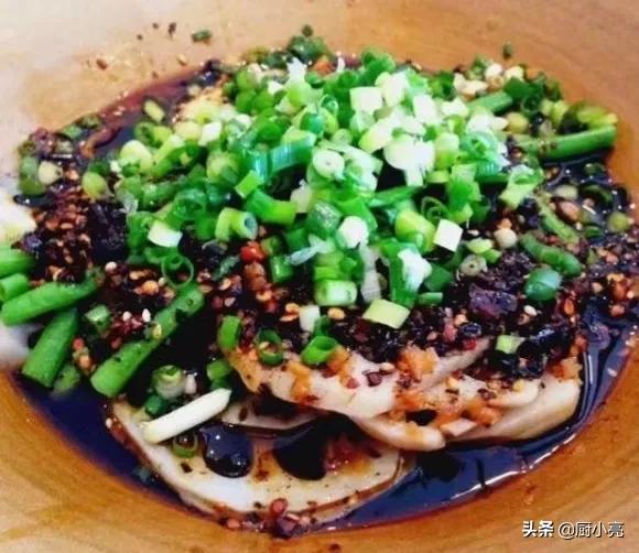 2022年夜饭16道硬菜来了，8凉8热，鸡鸭鱼肉样样齐全，好吃又有面