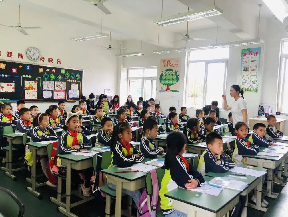 陆枋名校长工作室二级工作坊小学数学主题研讨活动在籍田小学举行