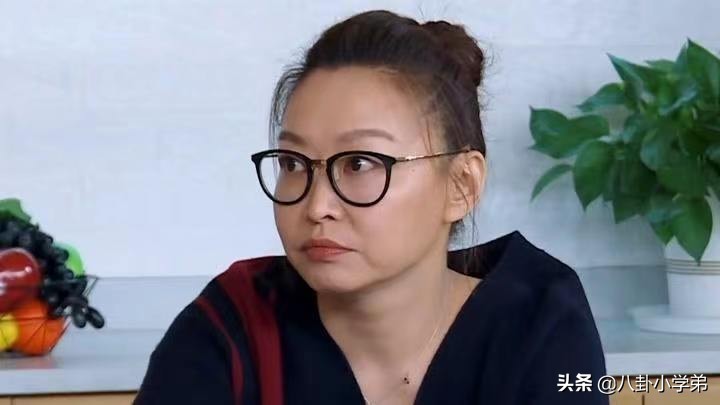 表面是演员，实际是大学老师的5位明星，他们的学生个个名气大