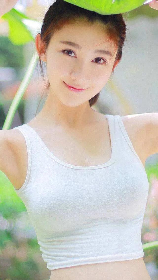 高颜值美女，青春清纯