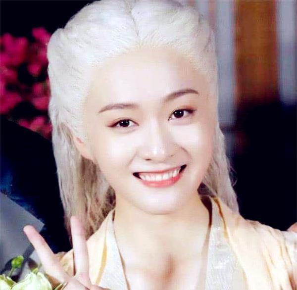 谁说白发就是老？这6位古装美男白发太惊艳，盛世容颜勾人心弦
