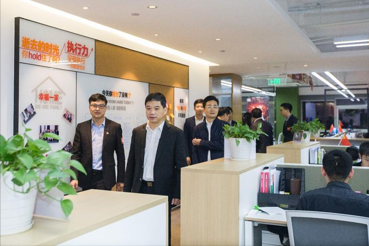 得力集团娄甫君,全国30家分公司,成为坐拥15亿资产文具巨头 - 114货源