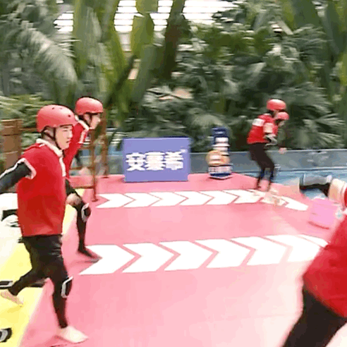 蔡徐坤 弹跳力惊人