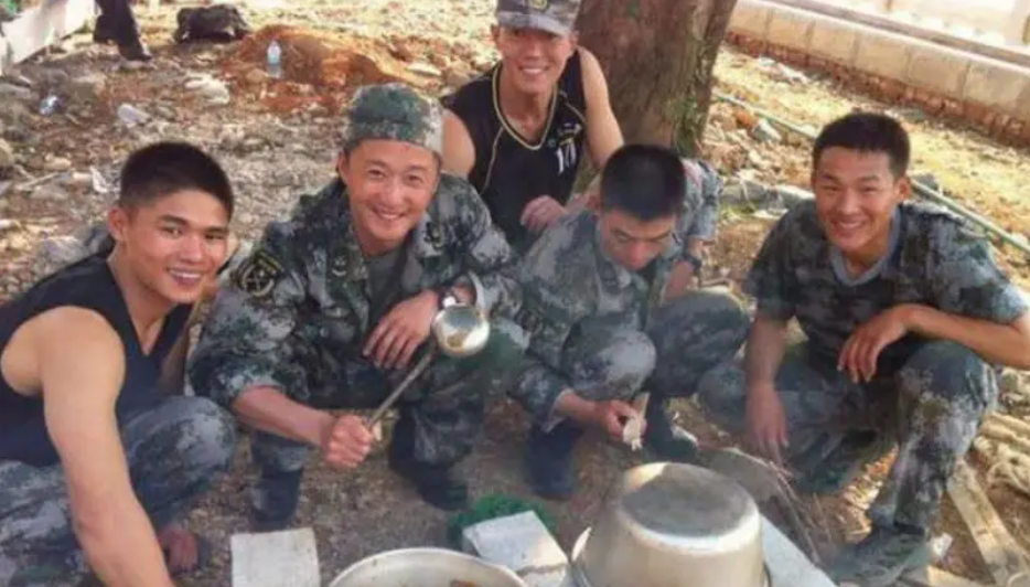 同样是演军人,把王心刚、张译、张云龙等人放在一起,差别就出来了