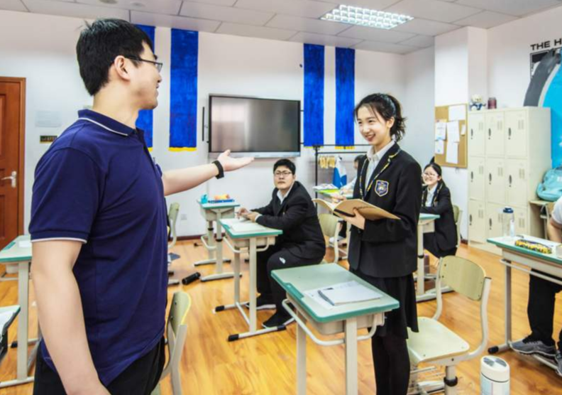 私立中小学转公提上日程，民办老师有3种出路，编制是关键问题