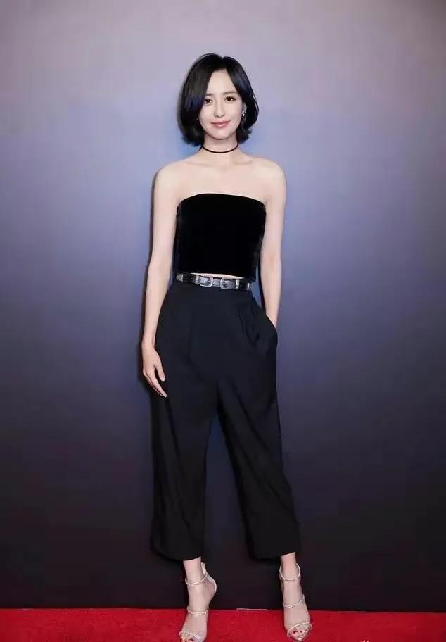 佟丽娅短发，气质优雅、清新靓丽、温婉迷人、明艳动人，太美了