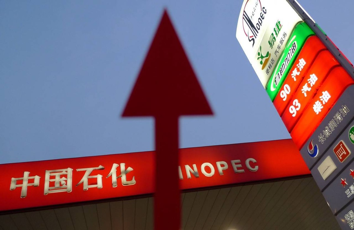 2022热门纯电轿车：比亚迪海豹、蔚来ET5和小鹏P7的选购建议