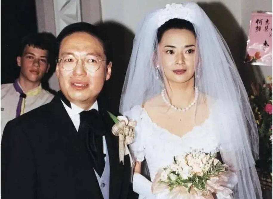 艳压群芳，突然消失的7位女星，有人入狱，有人被毁，有人结婚