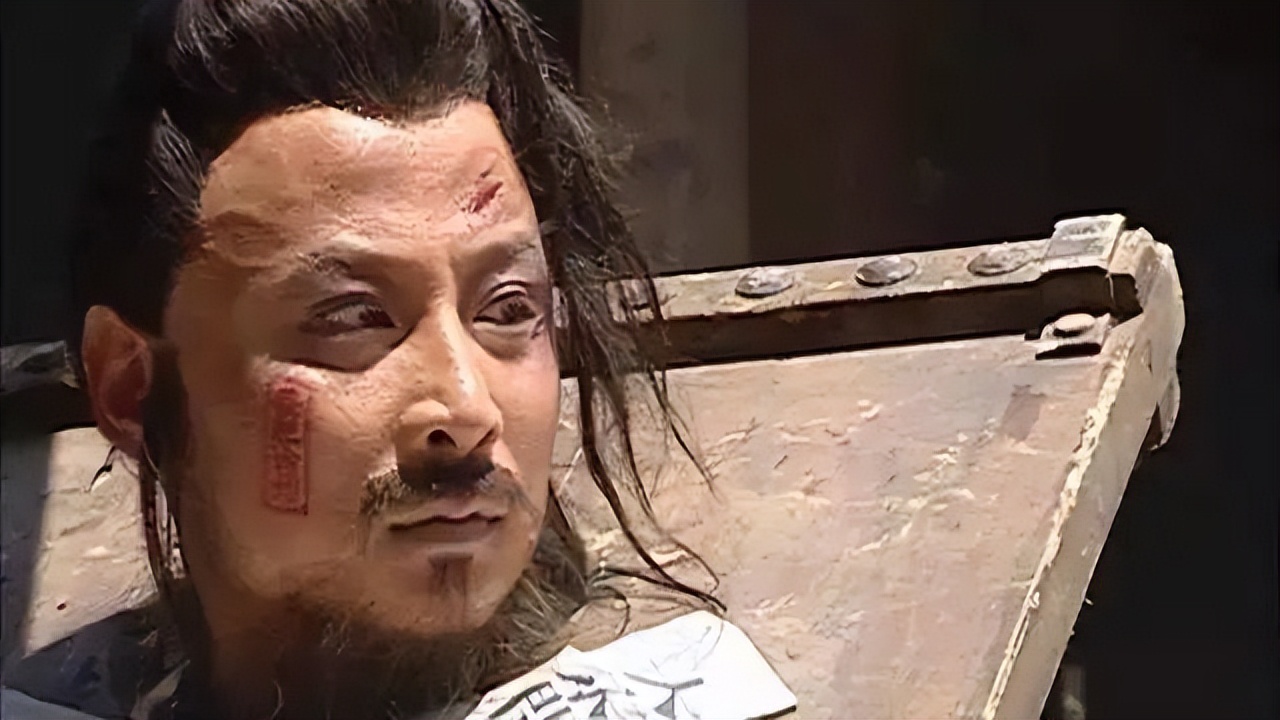 BOY LONDON 成为社会大哥的图腾？