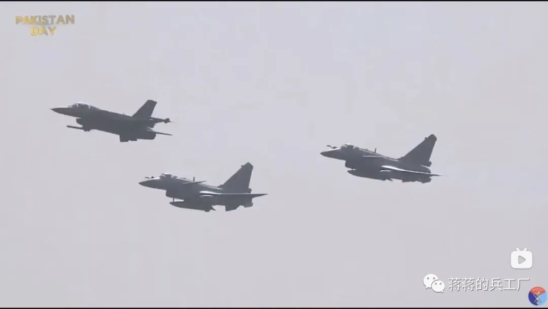 巴基斯坦2022国庆阅兵参与装备全解析，中国造先进武器成为主力