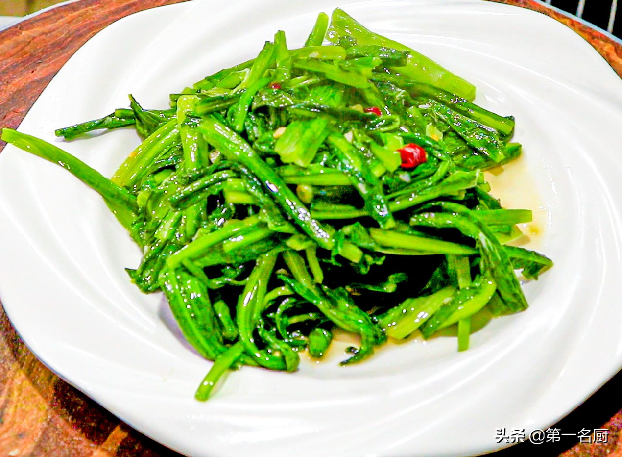 推荐5种绿叶菜,含钙高过牛奶,每天吃一把,一家老小钙都补足了