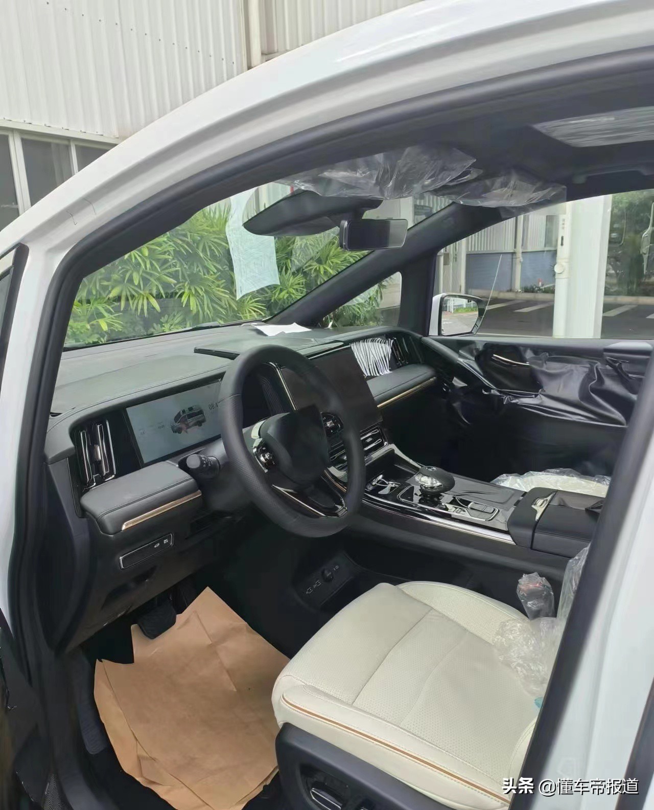 新车｜注重豪华感，主推新能源动力，广汽传祺全新M8值不值得期待