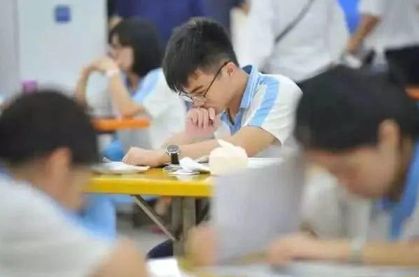 新高考实行第一年，两门科目地位直线下滑，学生还有必要选吗？