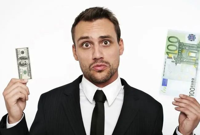 你对钱的态度，决定了你的人生高度，看看你是如何对待金钱的