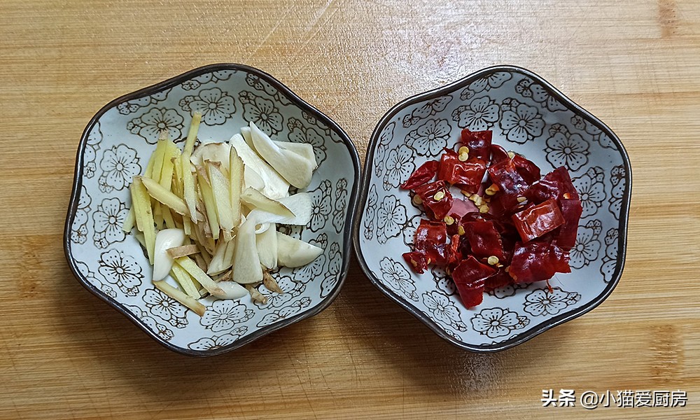 图片[8]-分享地道家常菜“酸汤豆芽” 味道酸辣开胃下饭 冬天吃完舒服-起舞食谱网