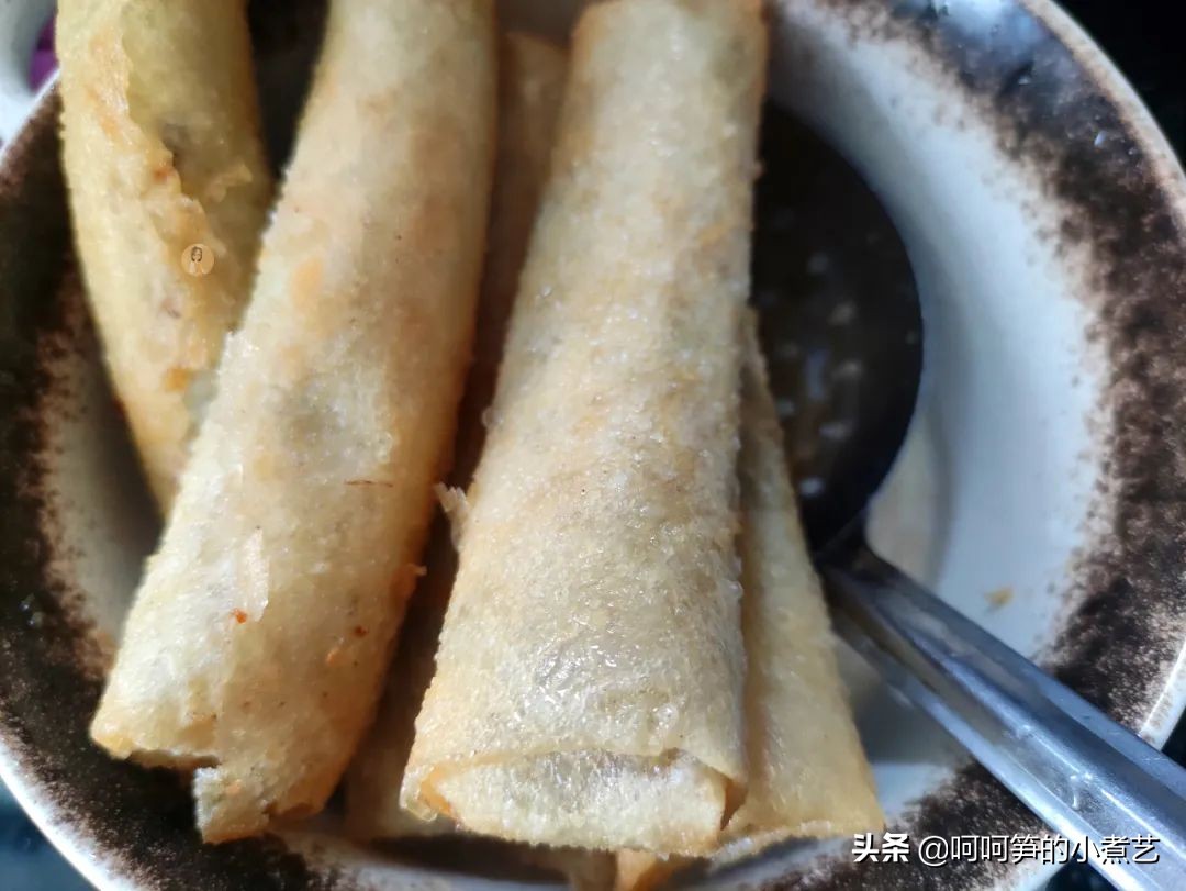 炸春卷的做法（新年美食油炸春卷的家常做法）