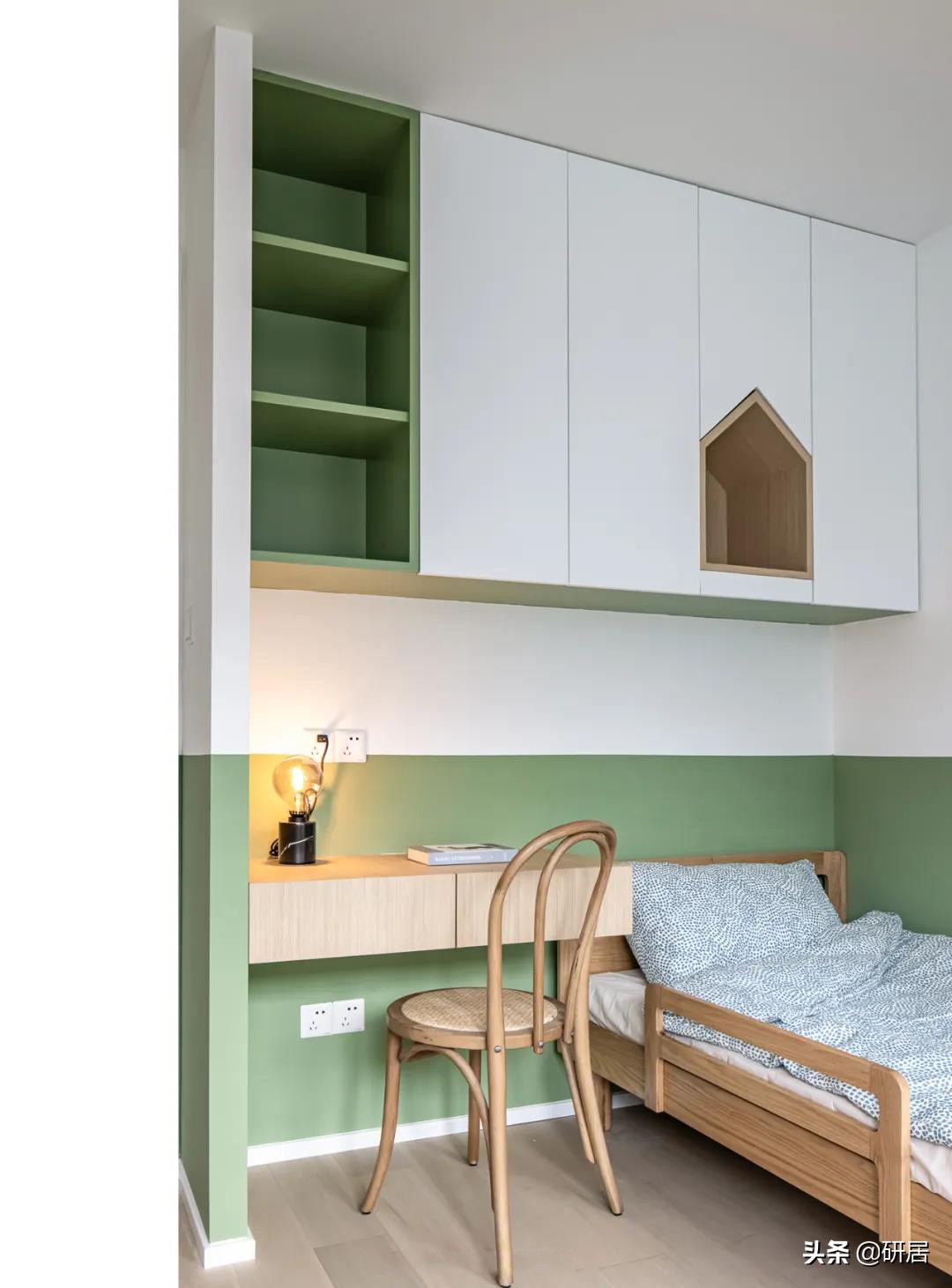 这对夫妻厉害了，50平的家装成了3室，室内温馨舒适，有大量收纳