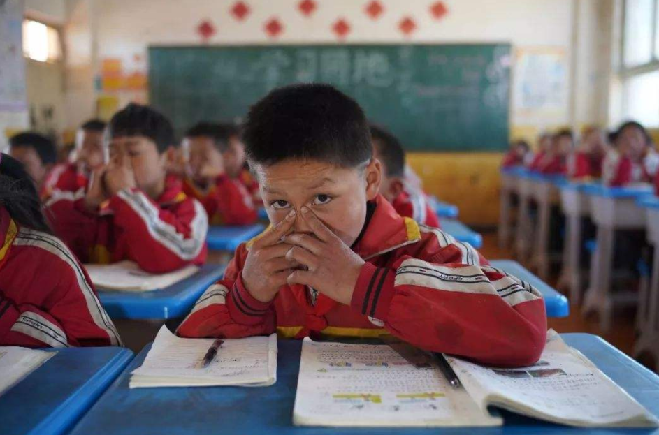 多地学校将新增新假期，有望实现“四学期制”？家长放心了