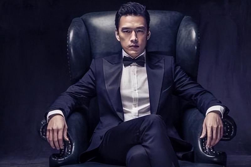 10位长得像“混血儿”的男星，个个明眸皓齿，实打实的中国美男子