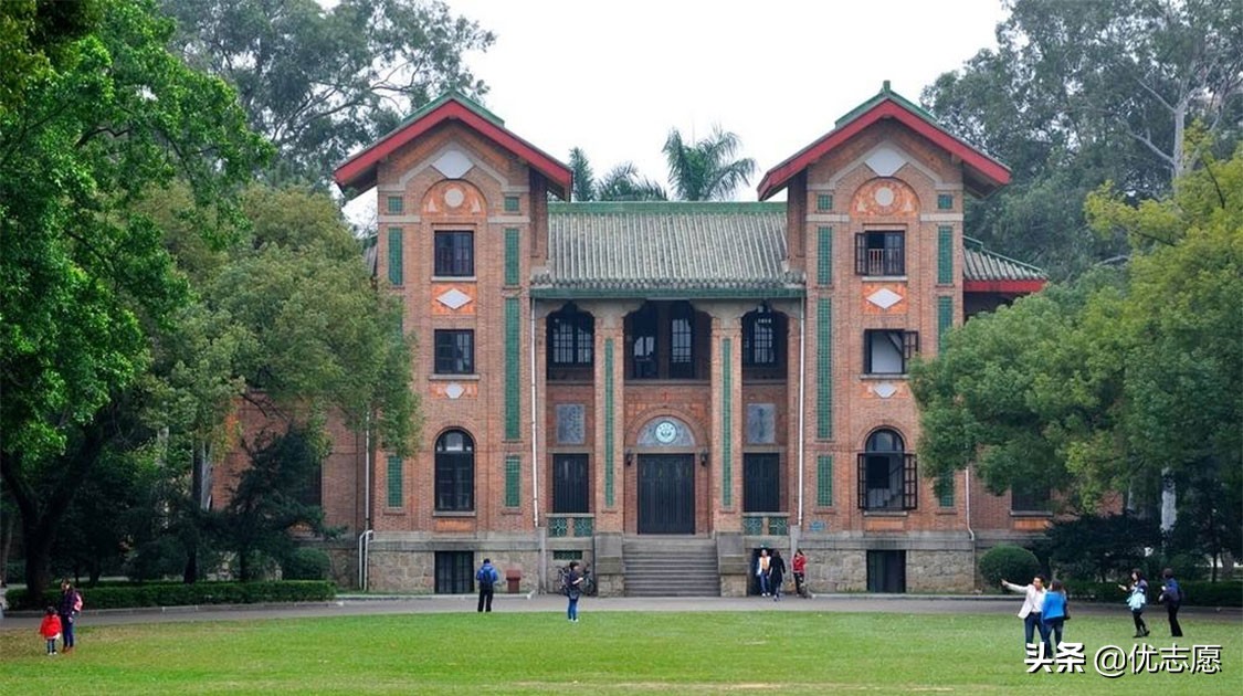 中国大学教学（中山大学和中国人民大学大pk）