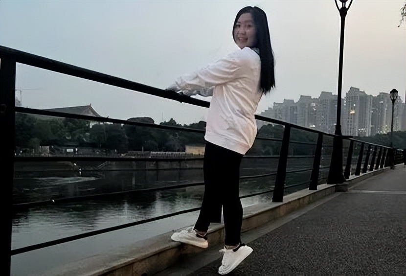 捧心而来·风雨兼程｜走近天府新区新兴小学教师《第十期》