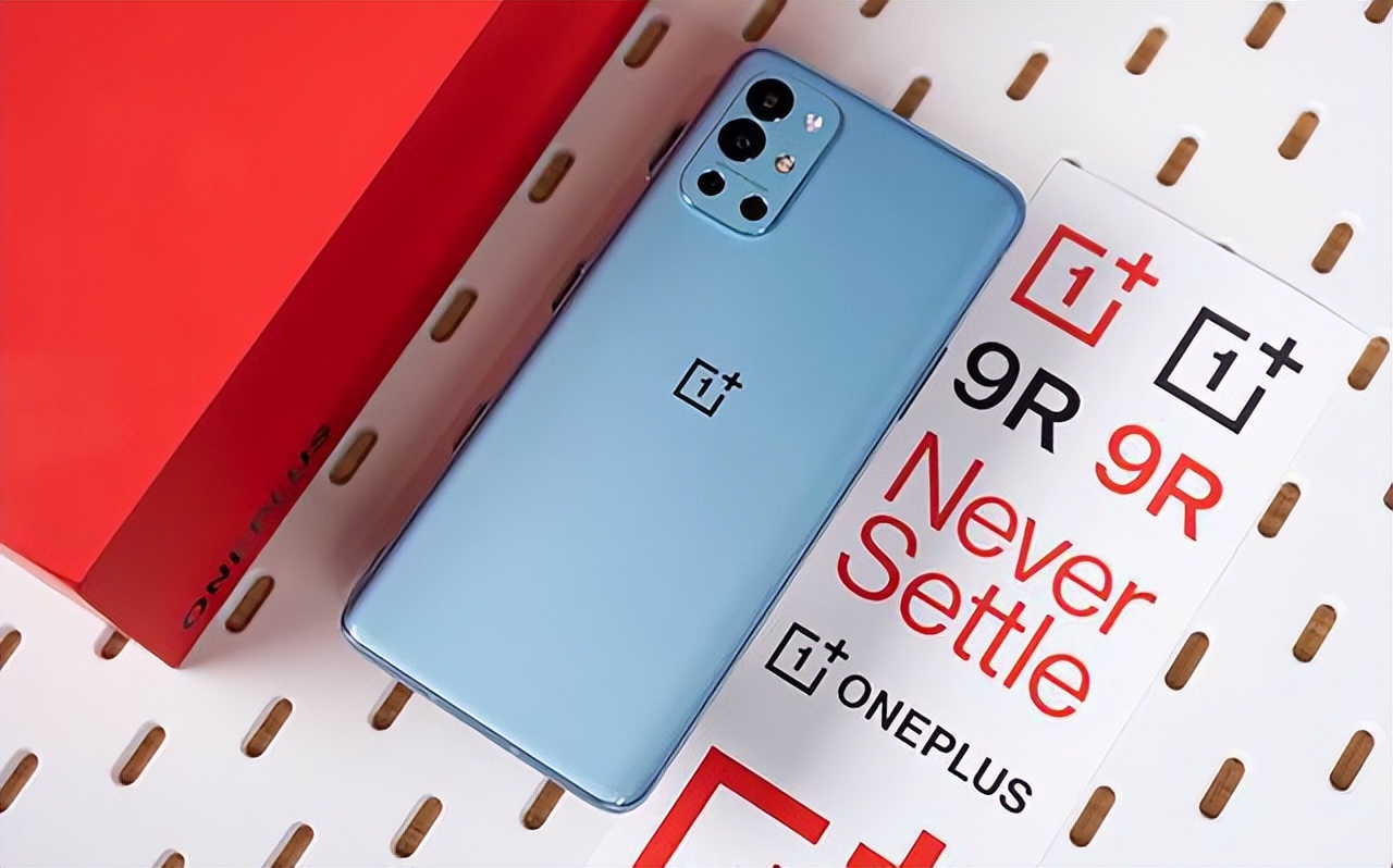 2022年手机选购指南：3000-4000元值得入手的高性价比手机推荐.