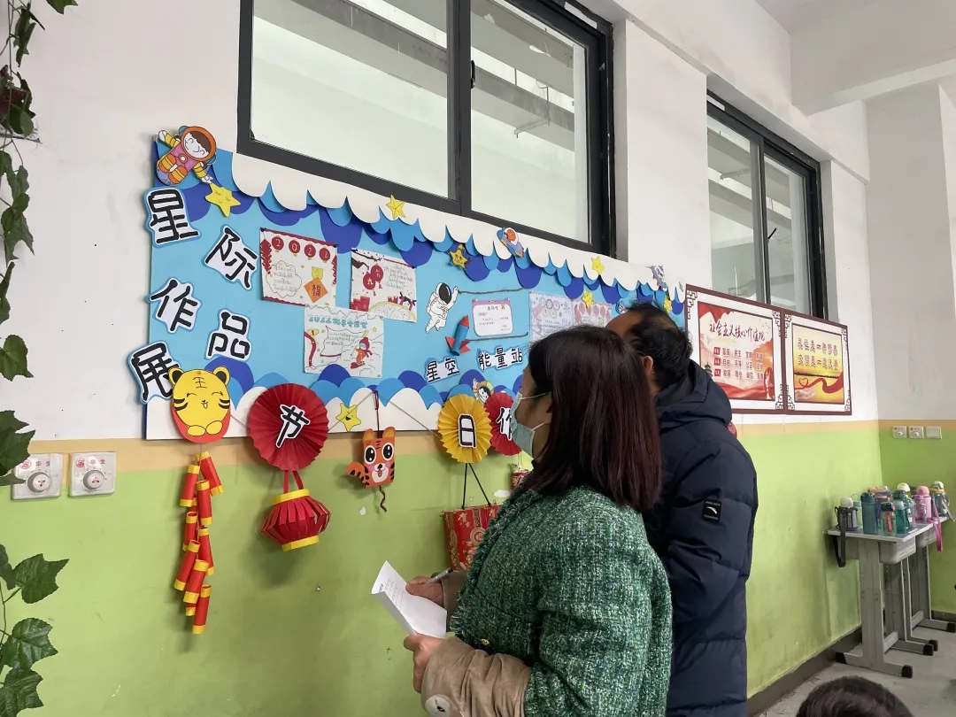 中牟县雁鸣湖镇太平庄学校:成果展示我最牛 寒假作业大晾晒