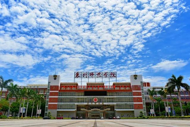 公办二本中的名校！考上这26所招生美术设计类院校可以直升硕士