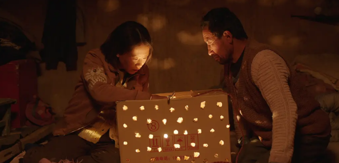 院线8分票房血扑！演员全是“关系户”，只剩海清是“真”演员？