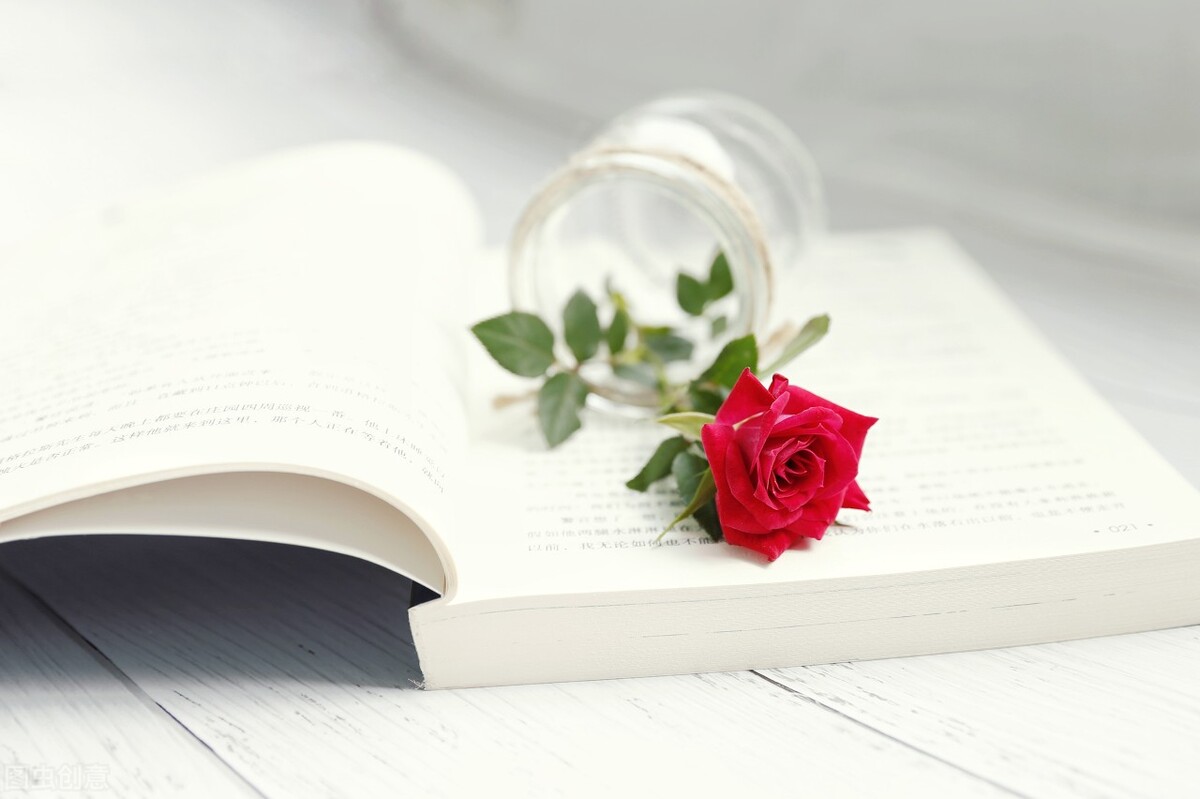 初学写作不知如何下笔？教你5个方法搞定素材，1个模板搭起框架