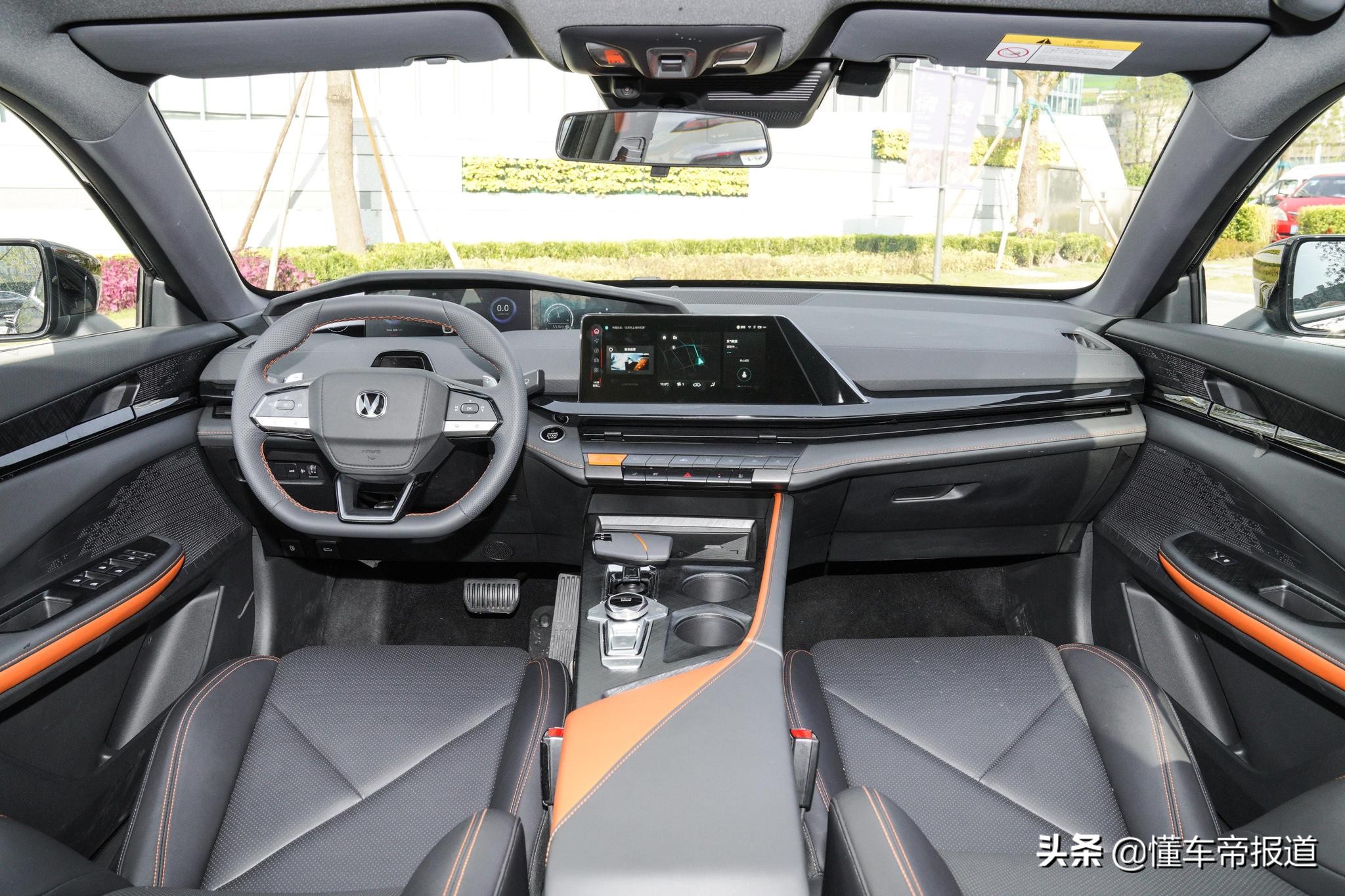 新车｜合资、自主均有“硬茬”登场！2022年这6款轿车不容错过