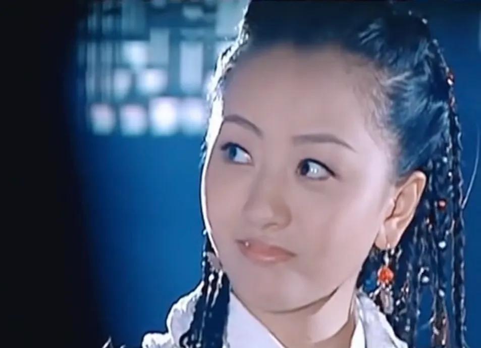 杨蓉在娱乐圈，戏红人不红是为了什么？