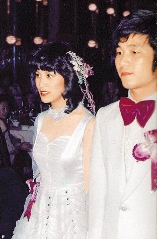 歌手龙千玉：爱女和父亲接连离世，儿子车祸，她的生活现状怎样？