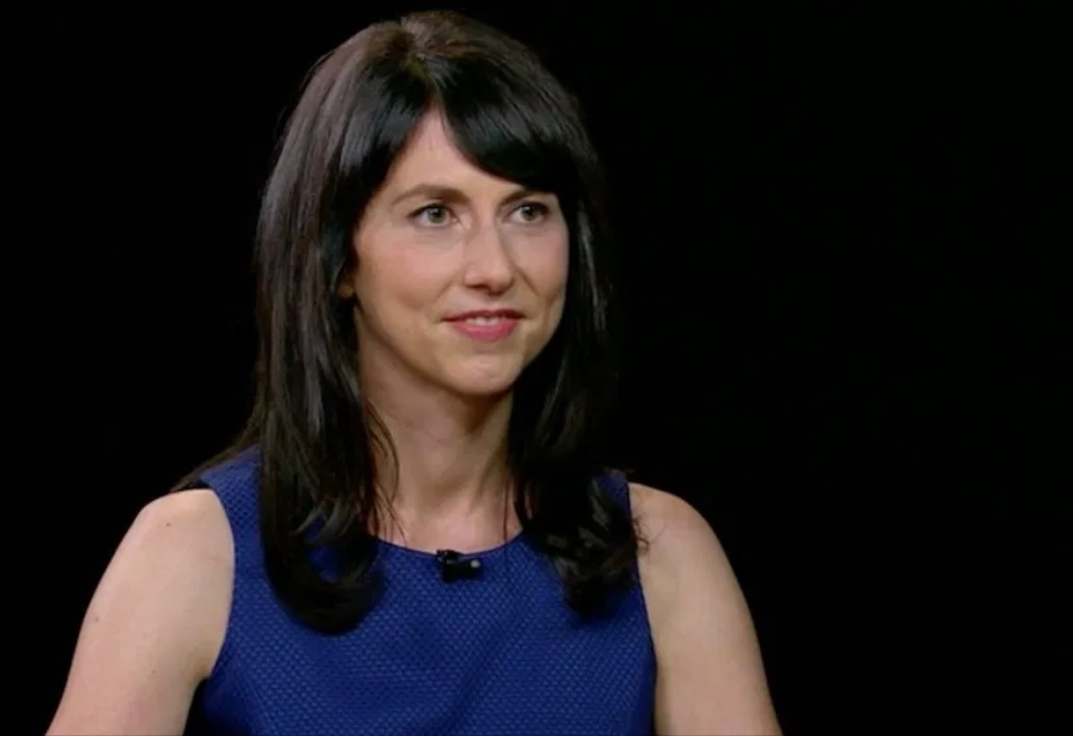 麦肯齐·斯科特