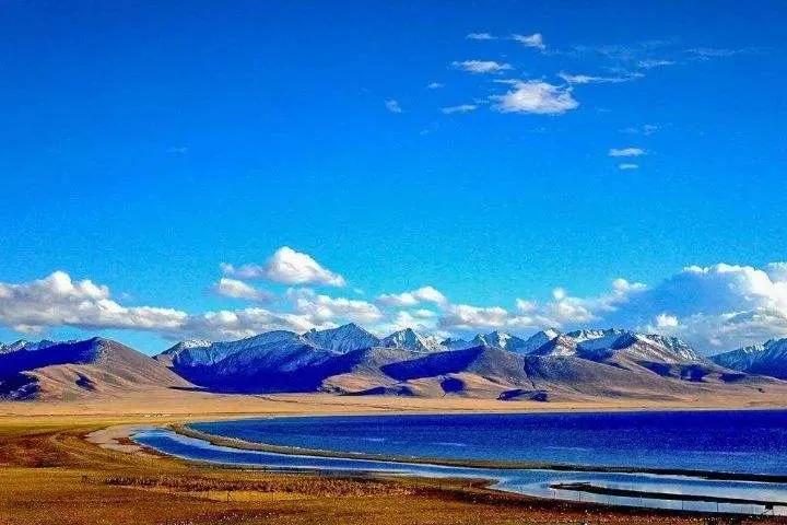 青藏线无人区能骑车过吗「318川藏线有多少公里无人区」